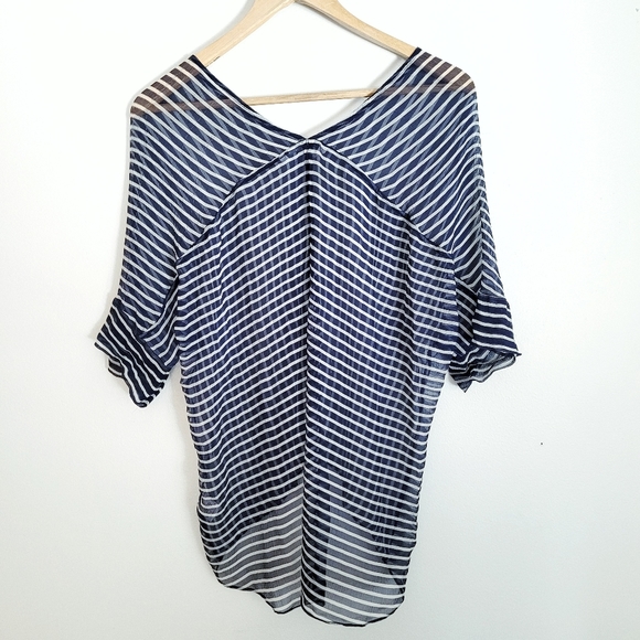 Zoa New York | Silk High Low Blouse - Picture 9 of 12